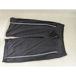 Danskin capri yoga pants black and white SZ Small.
